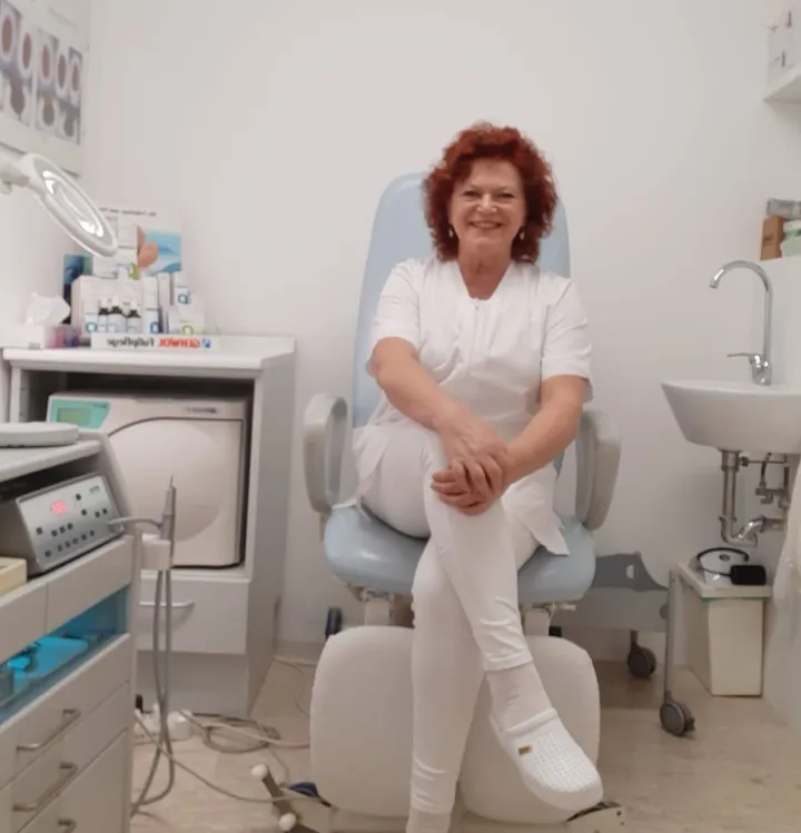immagine profilo laura